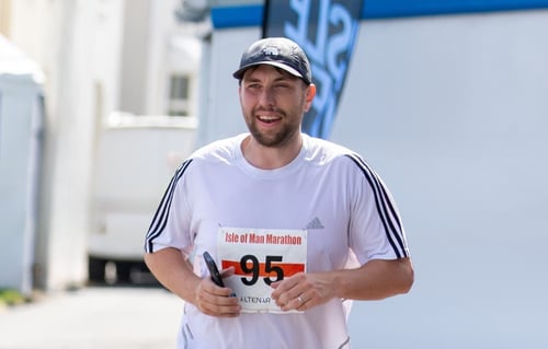 v3 Alex Stokoe - Marathon 2024 - Esg Page - Box module